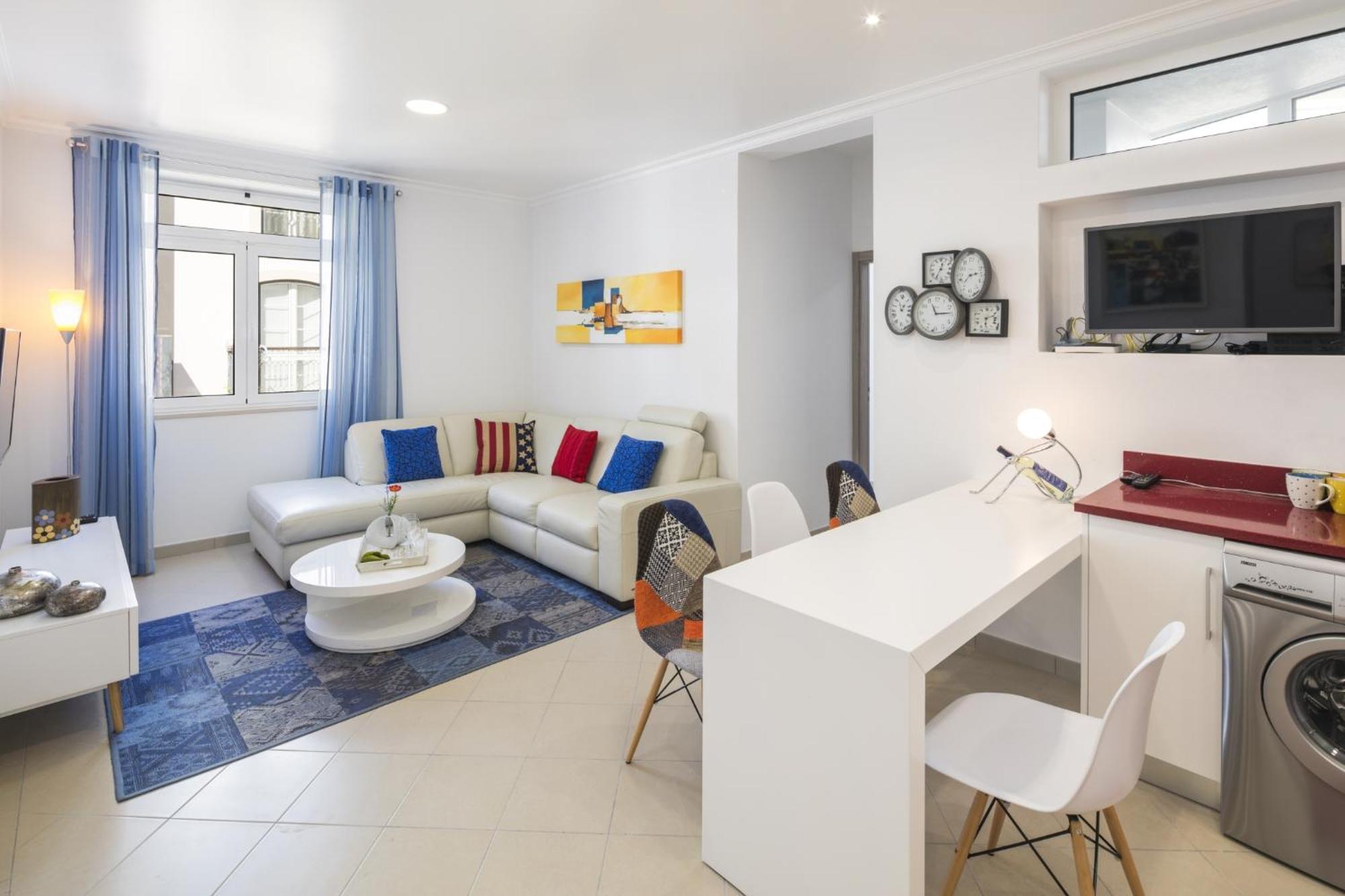 Apt. A Porta Apartment *
